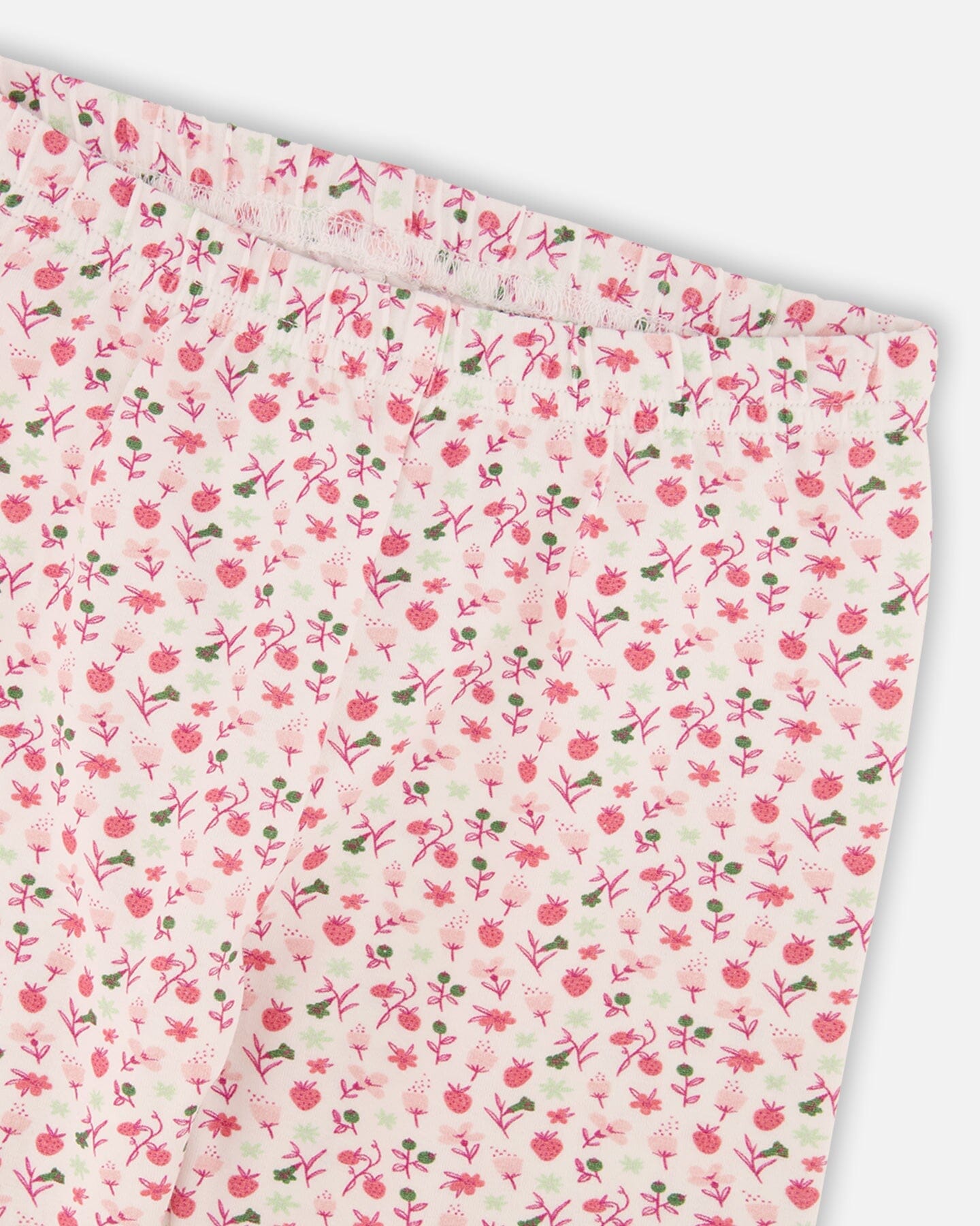 Printed Capri Legging Small Flowers On Cream Background-3